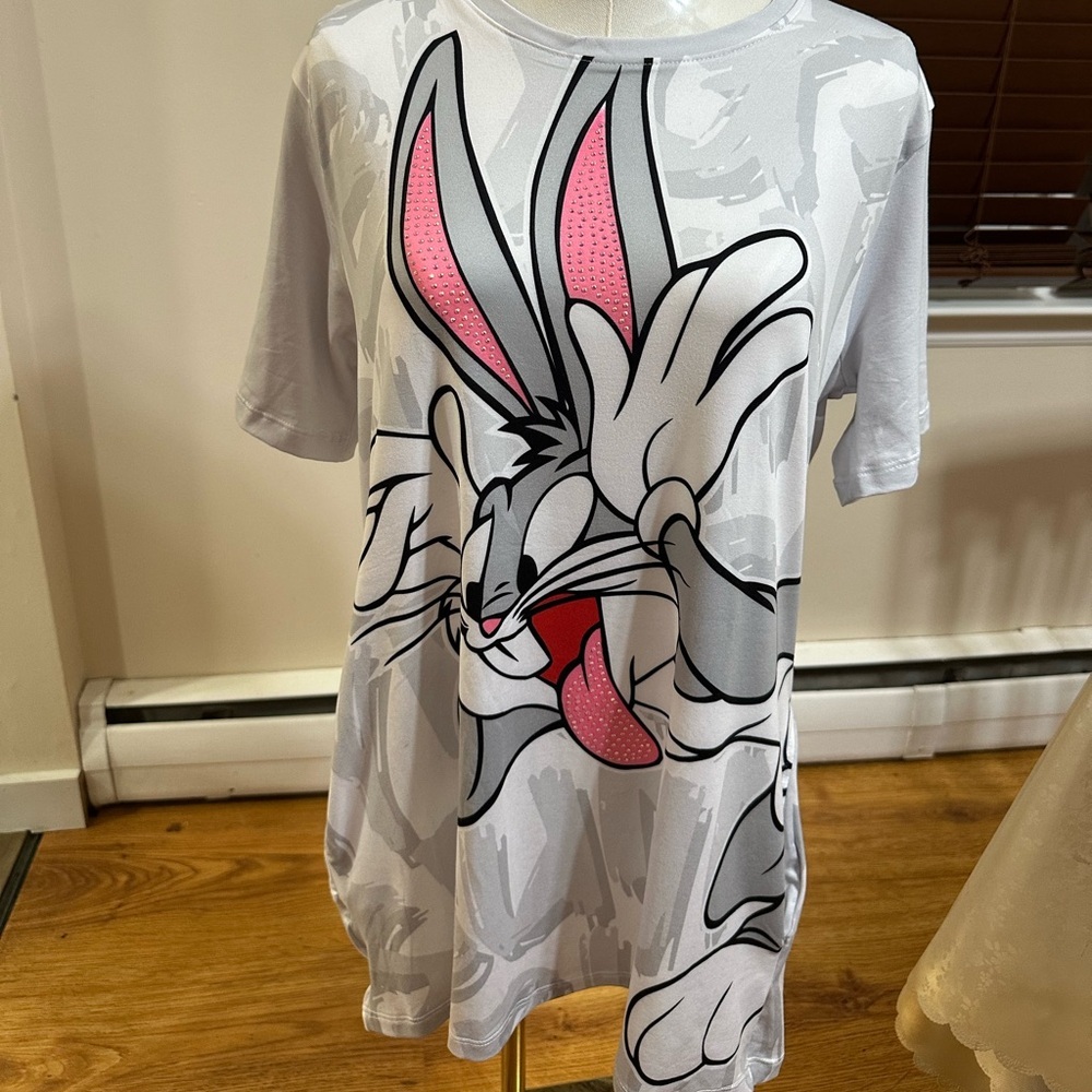 Gray and Pink Graphic T-Shirt with pockets.